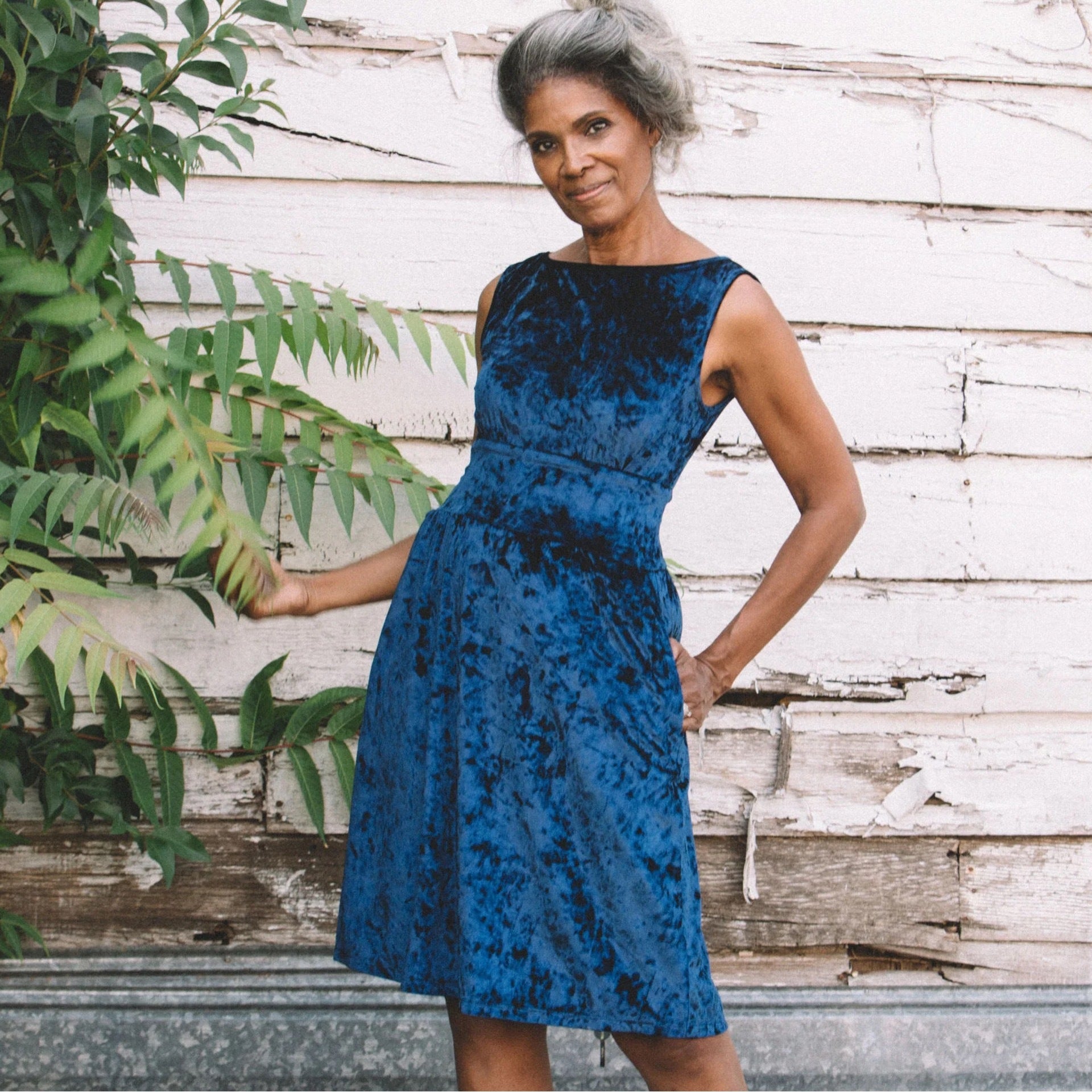 Blue crushed velvet dress new arrivals